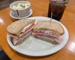 Ham, Salami, Provolone, Lettuce & Tomato